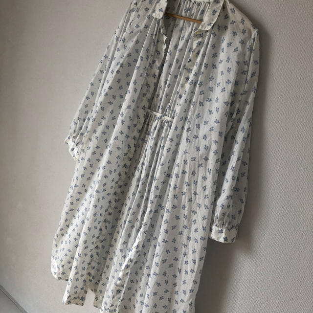 nest Robe(ネストローブ)の【美品】ネストローブ♡花柄前開きワンピ レディースのワンピース(ロングワンピース/マキシワンピース)の商品写真