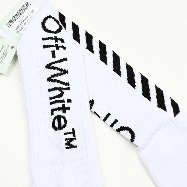 OFF-WHITE(オフホワイト)のOFF-WHITE オフホワイト DIAG ブラックソックス 靴下 箱無し メンズのレッグウェア(ソックス)の商品写真