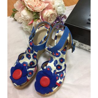 ツモリチサト(TSUMORI CHISATO)の未使用  新品 ツモリチサト  サンダル(サンダル)