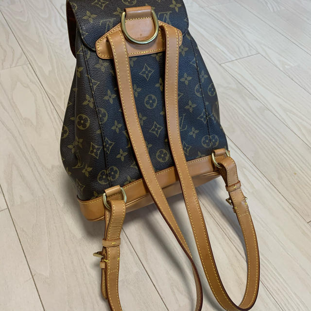 LOUIS VUITTON(ルイヴィトン)のルイヴィトン リュック モンスリ レディースのバッグ(リュック/バックパック)の商品写真