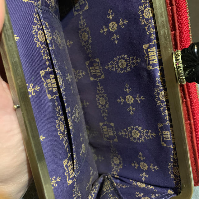 ANNA SUI フラワーリップ 長財布 2