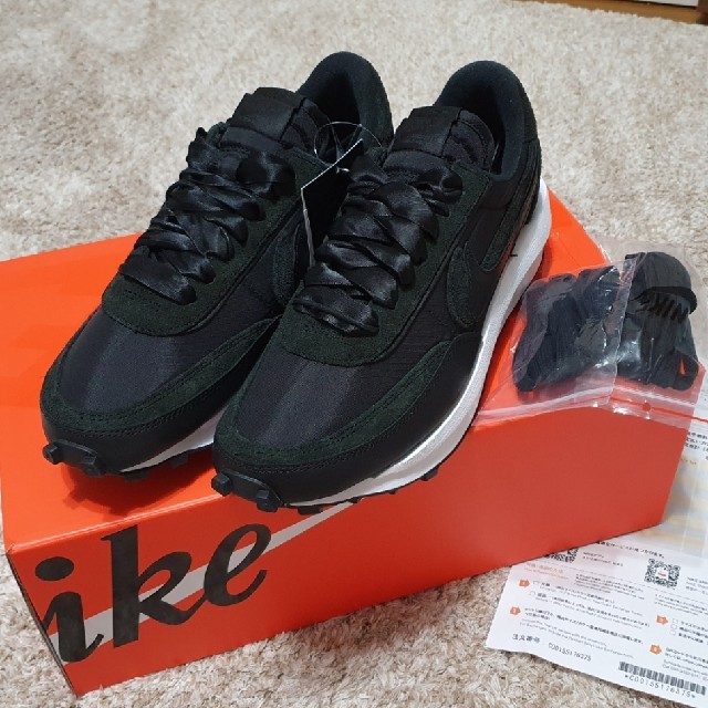 NIKE(ナイキ)の27.5cm NIKE SACAI LDV WAFFLE BLACK メンズの靴/シューズ(スニーカー)の商品写真