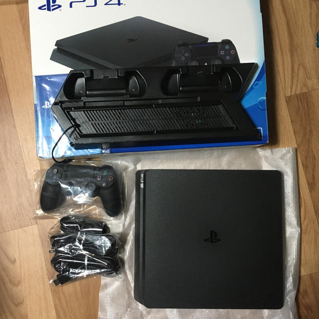 SONY PlayStation4 本体 CUH-2100AB01ゲームソフトゲーム機本体