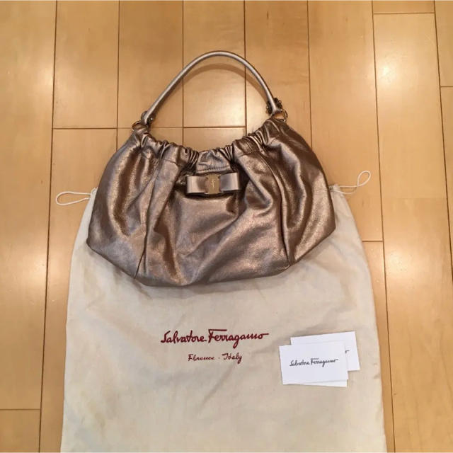 Salvatore Ferragamo - ★フェラガモ  ショルダーバッグ ★
