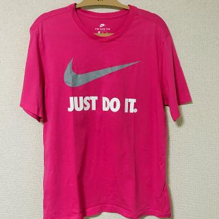 ナイキ(NIKE)のNIKE Tシャツ(Tシャツ(半袖/袖なし))