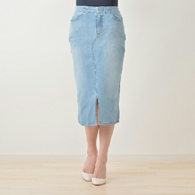 DEUXIEME CLASSE(ドゥーズィエムクラス)のアネラリュクス   楽チンタイトデニムスカート レディースのスカート(ひざ丈スカート)の商品写真