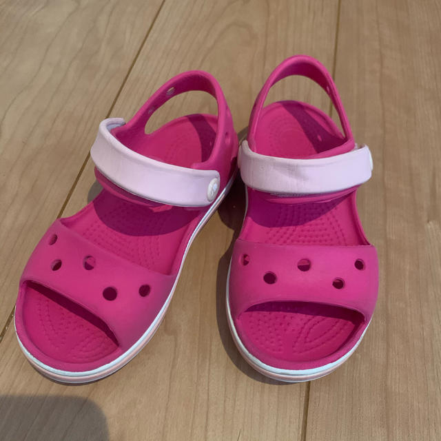 crocs(クロックス)のクロックス☆サンダル　c9 キッズ/ベビー/マタニティのキッズ靴/シューズ(15cm~)(サンダル)の商品写真