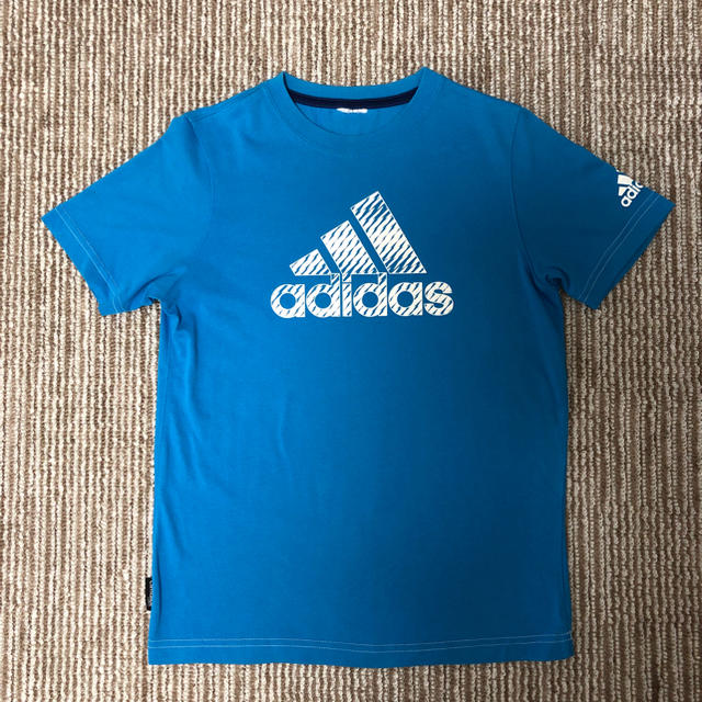 adidas(アディダス)の専用 キッズ/ベビー/マタニティのキッズ服男の子用(90cm~)(Tシャツ/カットソー)の商品写真