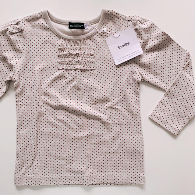 BeBe(ベベ)のBeBe トップス キッズ/ベビー/マタニティのキッズ服女の子用(90cm~)(Tシャツ/カットソー)の商品写真