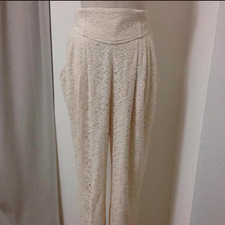 スナイデル(SNIDEL)のsnidelレースタックパンツ(クロップドパンツ)