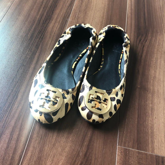 Tory Burch - トリーバーチ レオパード ハラコ フラットシューズ 7Mの ...