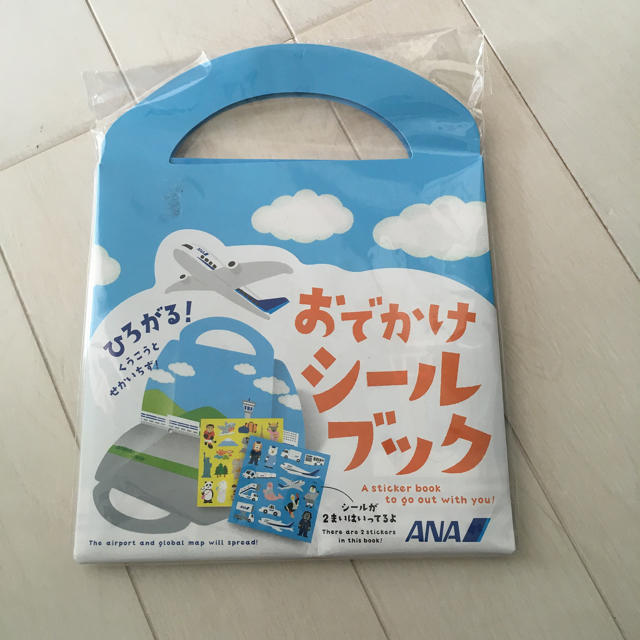 ANA(全日本空輸)(エーエヌエー(ゼンニッポンクウユ))のana 全日空　お出かけシールブック　新品 キッズ/ベビー/マタニティのおもちゃ(知育玩具)の商品写真