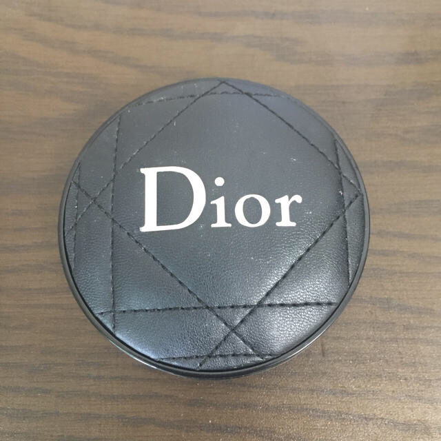 Dior(ディオール)のディオール クッションファンデーション コスメ/美容のベースメイク/化粧品(ファンデーション)の商品写真