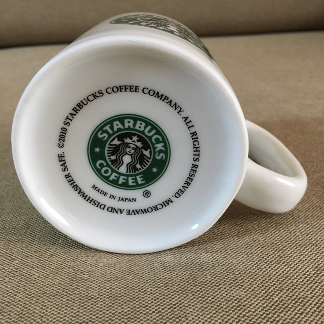 Starbucks Coffee(スターバックスコーヒー)のスタバ　マグカップ  インテリア/住まい/日用品のキッチン/食器(グラス/カップ)の商品写真