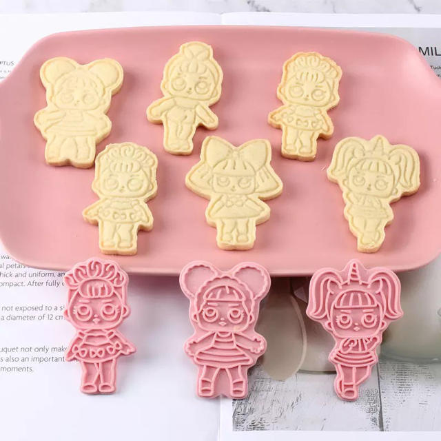 L O L サプライズ キャラクター クッキー型 アイシングクッキー 6ピースの通販 By Roro S Shop ラクマ