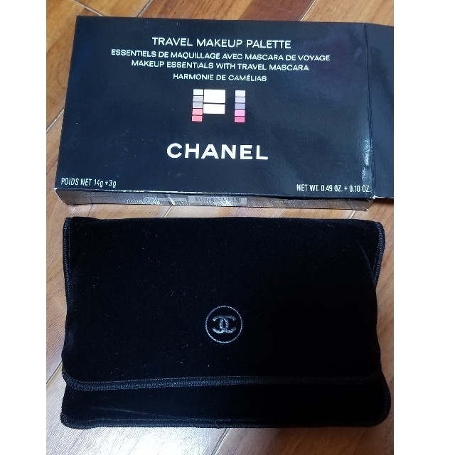 CHANEL(シャネル)のCHANEL　トラベルメイクアップパレット　アーモニードカメリア コスメ/美容のキット/セット(コフレ/メイクアップセット)の商品写真