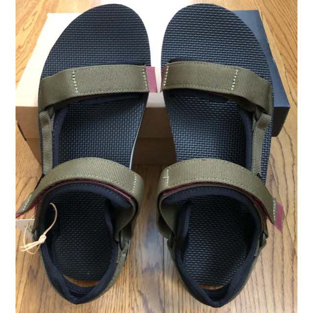 Teva(テバ)のTeva テバ　メンズ　サンダル　ユニバーサルトレイル　ダークオリーブ　27cm メンズの靴/シューズ(サンダル)の商品写真