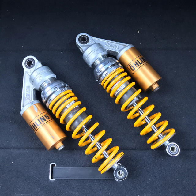 バイク★OH済★ オーリンズ　OHLINS リアサス　W400 w650 W800