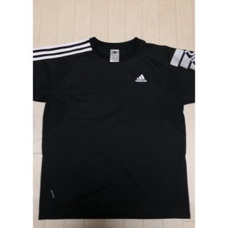 アディダス(adidas)のアディダスTシャツ(Tシャツ/カットソー(半袖/袖なし))