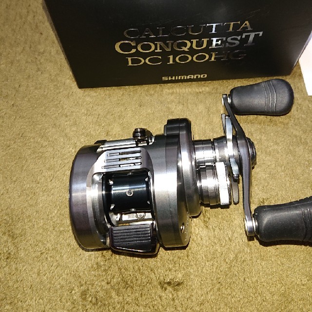 SHIMANO(シマノ)のシマノ 20カルカッタコンクエストDC 100HG 新品 スポーツ/アウトドアのフィッシング(リール)の商品写真