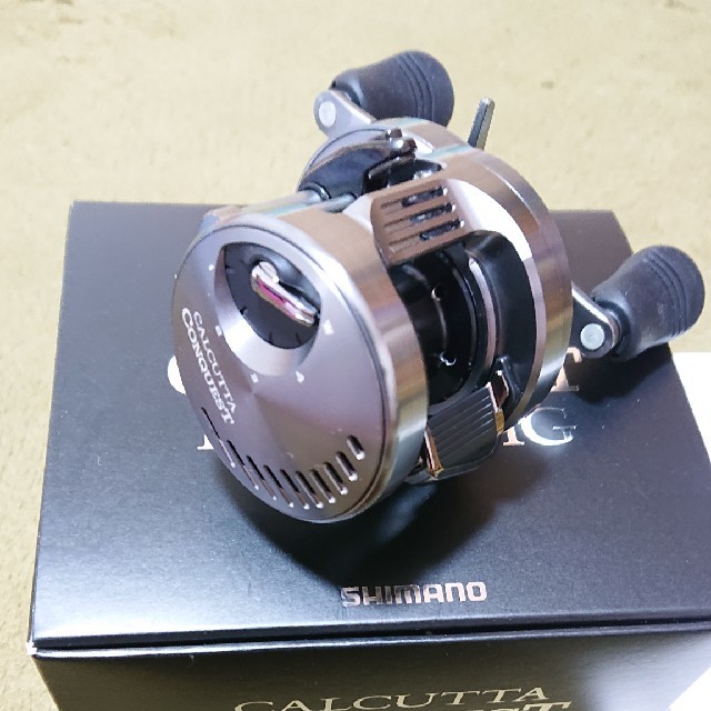 SHIMANO(シマノ)のシマノ 20カルカッタコンクエストDC 100HG 新品 スポーツ/アウトドアのフィッシング(リール)の商品写真