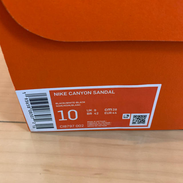 NIKE(ナイキ)のナイキ　キャニオンサンダル　新品未使用　プラック　28センチ　cl8797 メンズの靴/シューズ(サンダル)の商品写真
