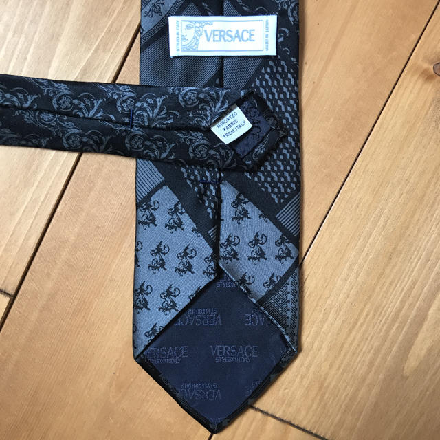 VERSACE(ヴェルサーチ)のネクタイ versace メンズのファッション小物(ネクタイ)の商品写真