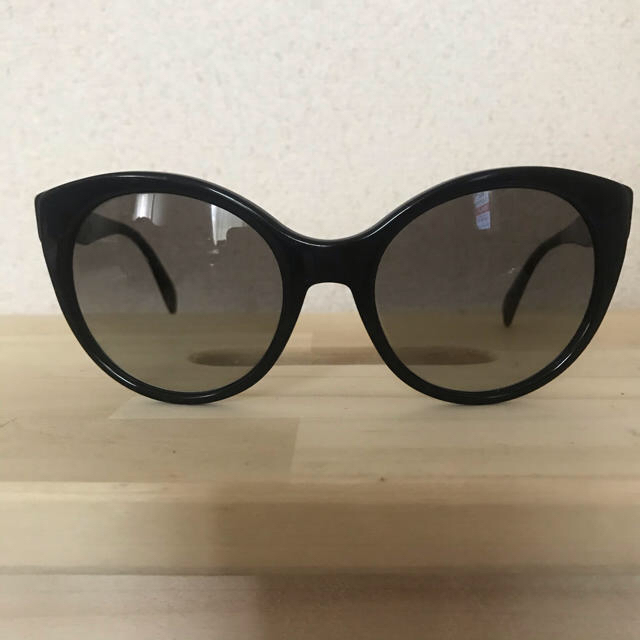 PRADA(プラダ)のPRADAサングラス レディースのファッション小物(サングラス/メガネ)の商品写真
