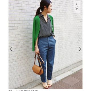 IENA(フリル ・ クロップドパンツ)のフリマアイテム一覧 IENA(フリル ・ クロップドパンツ)のフリマアイテム一覧