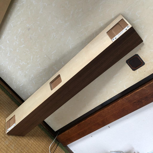 MUJI (無印良品)(ムジルシリョウヒン)の無印良品 壁につけられる家具 棚 88cm ウォールナット 金具なし インテリア/住まい/日用品の収納家具(棚/ラック/タンス)の商品写真