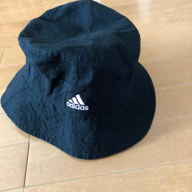 adidas(アディダス)のアディダス帽子　　レディース レディースの帽子(キャップ)の商品写真