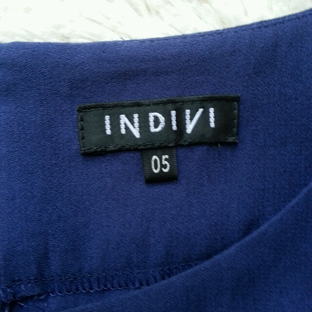 INDIVI(インディヴィ)のINDIVI    ツーピース レディースのワンピース(ひざ丈ワンピース)の商品写真