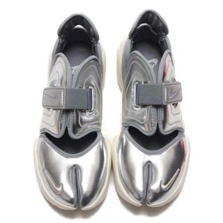 ナイキ(NIKE)の【新品】NIKE AQUA RIFT ナイキ　アクアリフト シルバー(スニーカー)