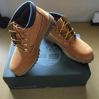 ティンバーランド(Timberland)の【ほぼ新品】Timberland チャッカブーツ(ブーツ)