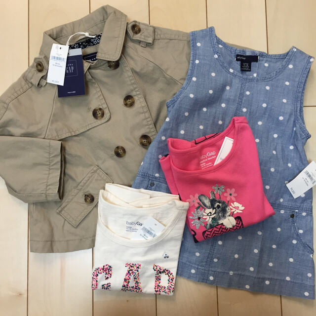 babyGAP(ベビーギャップ)のMicha 様 ＊  専用 ５点 キッズ/ベビー/マタニティのベビー服(~85cm)(ジャケット/コート)の商品写真