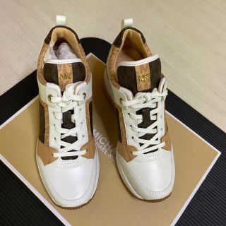 マイケルコース(Michael Kors)のケイケルコース　スニーカー(スニーカー)