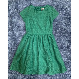 エイチアンドエム(H&M)の【美品】H&M レースワンピース(ミニワンピース)