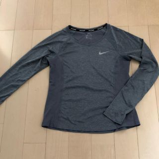 ナイキ(NIKE)のナイキ　長袖シャツ(シャツ/ブラウス(長袖/七分))