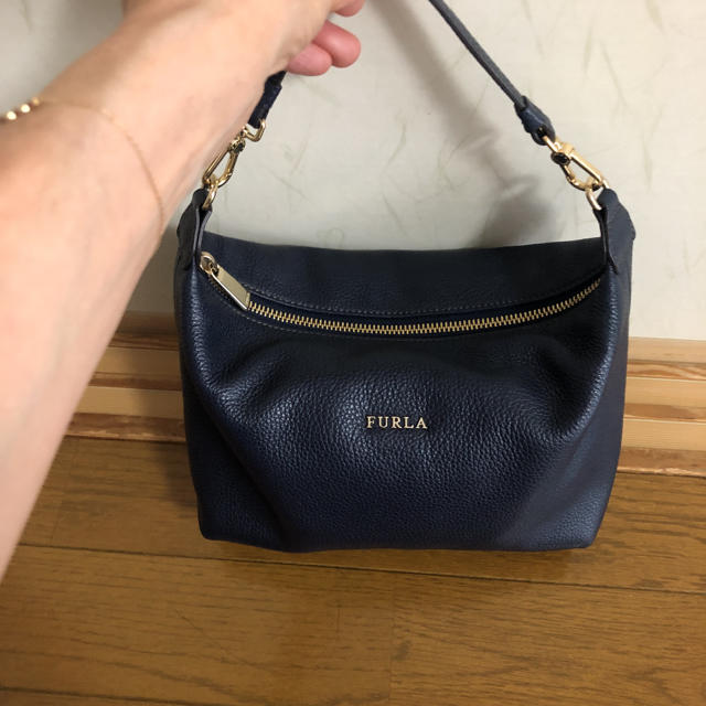 Furla(フルラ)の美品！フルラ ハンドバッグ レディースのバッグ(ハンドバッグ)の商品写真