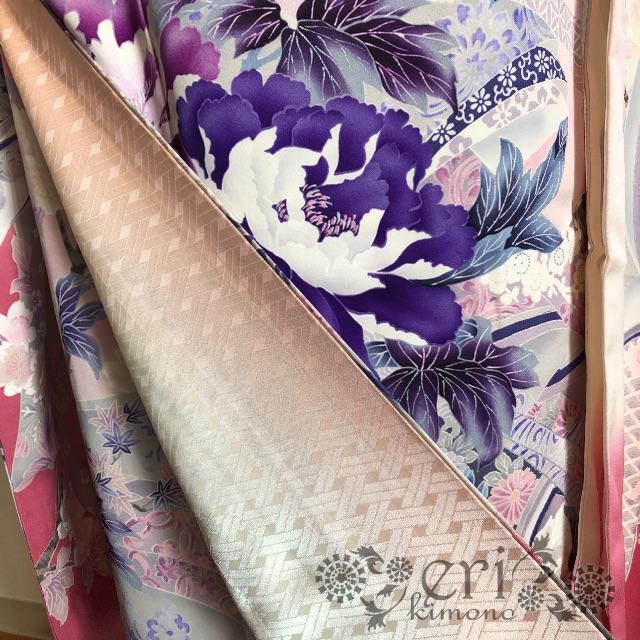 アンティーク】近江屋お仕立て！銀彩♡ピンクと紫のお花が豪華な振袖