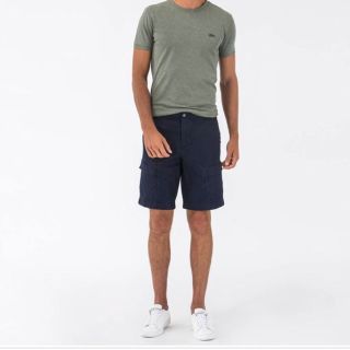 ラコステ(LACOSTE)の【新品未使用】ラコステ　カーゴパンツ(ショートパンツ)