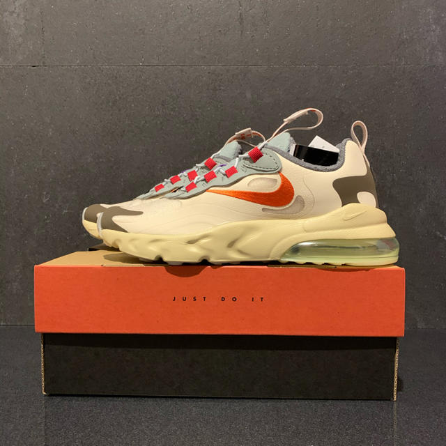 NIKE(ナイキ)のAIR MAX 270 CACTUS TRAILS (PS) キッズ/ベビー/マタニティのキッズ靴/シューズ(15cm~)(スニーカー)の商品写真