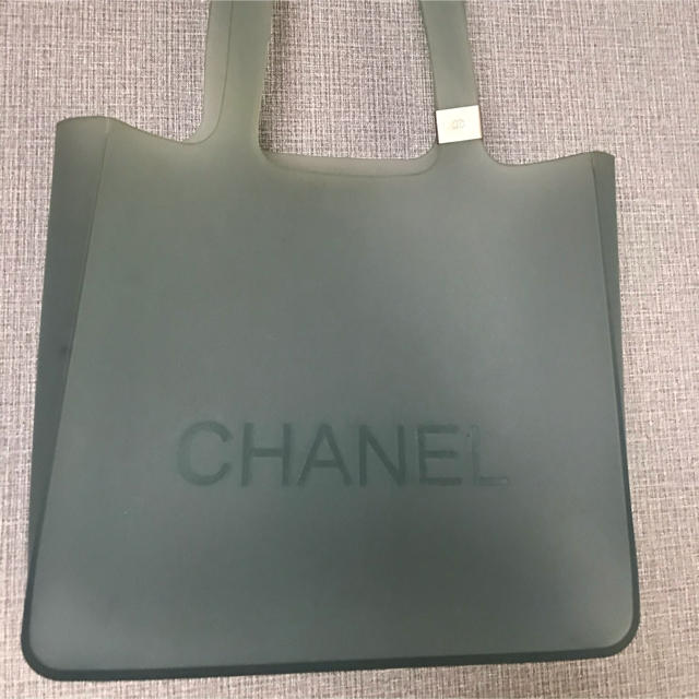 CHANEL シャネル　ビニールバッグ