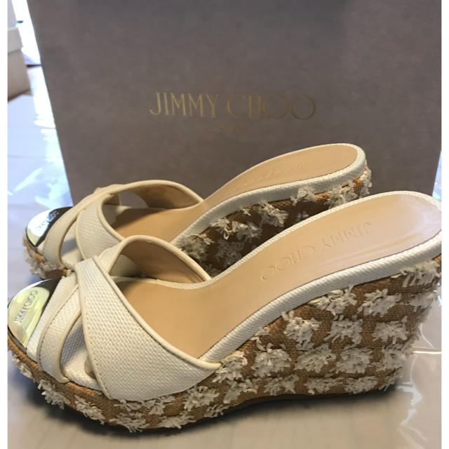 JIMMY CHOO(ジミーチュウ)のアメリア様専用 JIMMY CHOO ジミーチュウ PANDORA 美品 レディースの靴/シューズ(サンダル)の商品写真