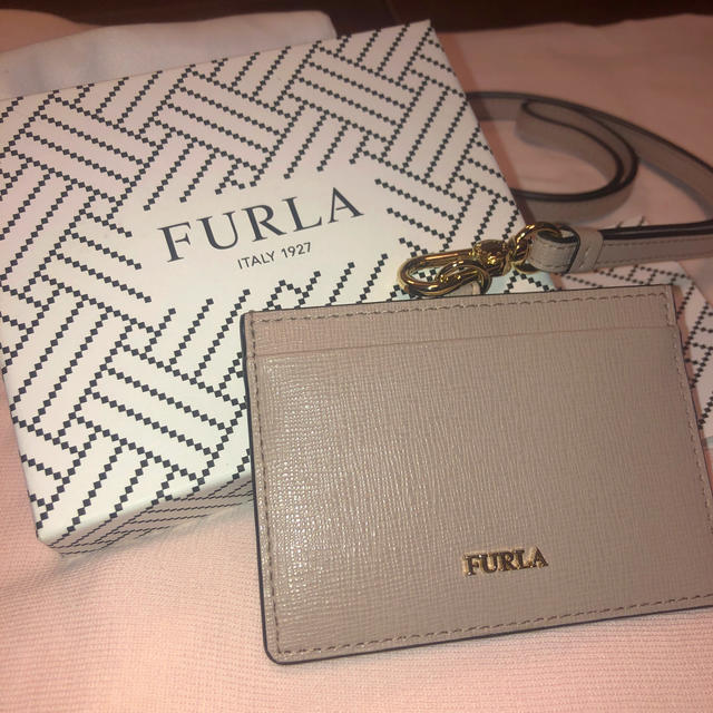 Furla(フルラ)のFURLA パスケース　新品・未使用 レディースのファッション小物(パスケース/IDカードホルダー)の商品写真