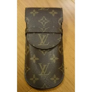 ルイヴィトン(LOUIS VUITTON)の週末お値下げ　ルイヴィトン　眼鏡ケース　(サングラス/メガネ)