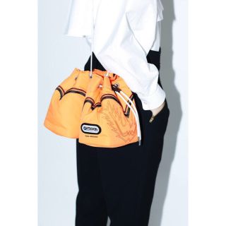 トーガ(TOGA)のTOGA PULLA DRAWSTRING BAG OUTDOOR(ショルダーバッグ)