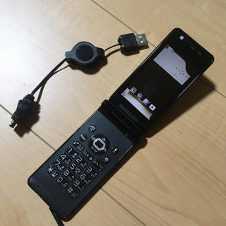 パナソニック(Panasonic)のガラケーP01C(携帯電話本体)