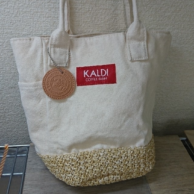 KALDI(カルディ)のカルディ 春のコーヒーバッグ KALDI トートバッグ レディースのバッグ(トートバッグ)の商品写真