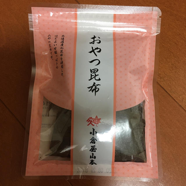 未開封　おやつ昆布　小倉屋山本 食品/飲料/酒の食品(菓子/デザート)の商品写真